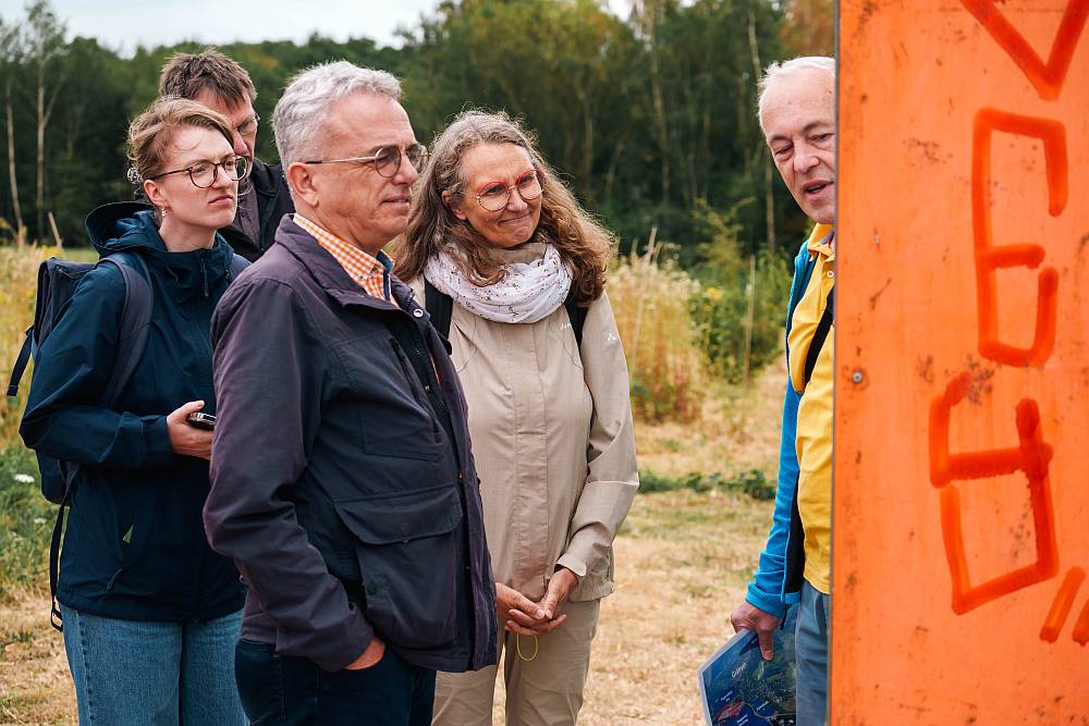 Grüne Umweltpolitiker auf Tour in Solingen